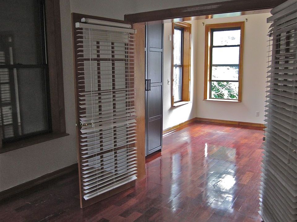 1st image of 274 W 19th St APT 4C