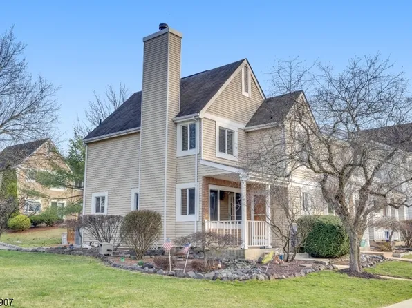 26 Whitehall Ct, Hillsborough Twp., NJ 08844