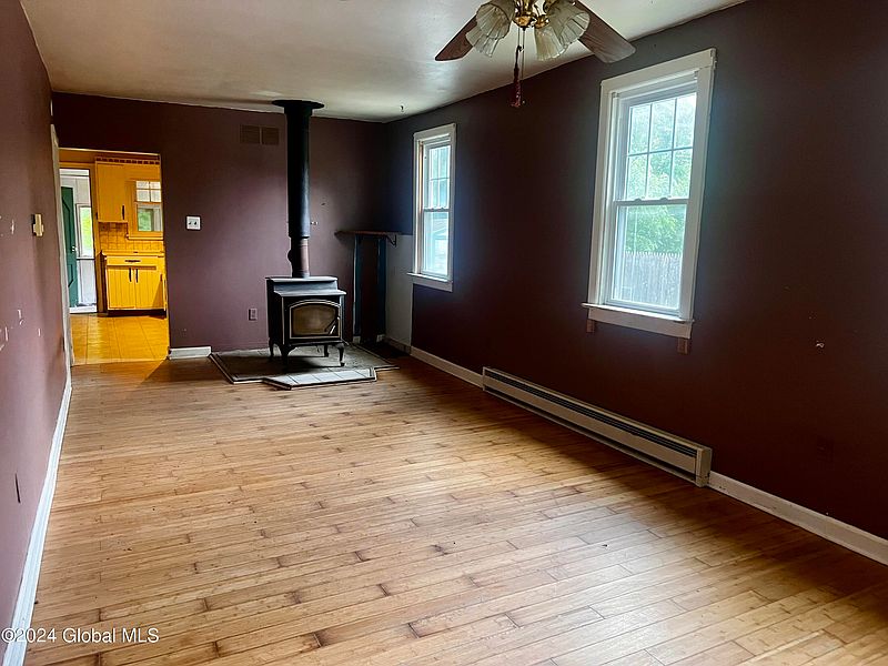 5th image of 1717 Thacher Pk Road