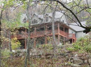 131 Meadowbrook Valley Ct, Eureka, MO 63025