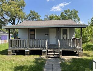 7820 Glass St, Houston, TX 77016