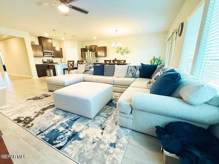 2245 Small Mountain Pl — Photo 3