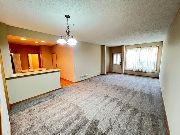 4th image of 1471 111th Dr NE Unit F