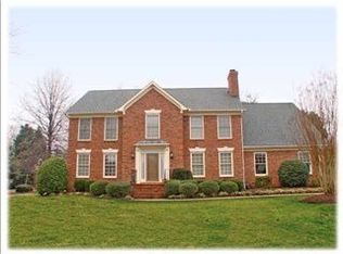 9 Trowbridge Ct, Simpsonville, SC 29681