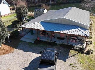 352 Lynch Rd, Coward, SC 29530