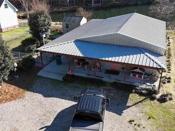 352 Lynch Rd, Coward, SC 29530