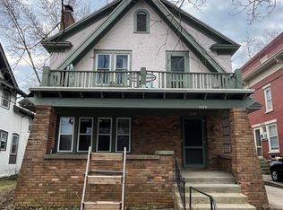 1624 Sherman St SE, East Grand Rapids, MI 49506