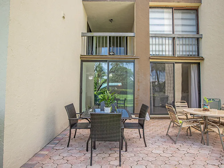 955 Egret Cir #104 — Photo 37