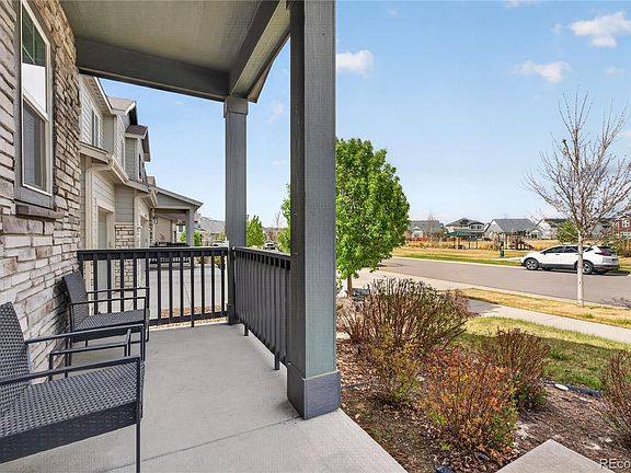 2nd image of 127 N Oak Hill Way