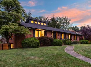 701 Old Dobbin Rd, Lexington, KY 40502