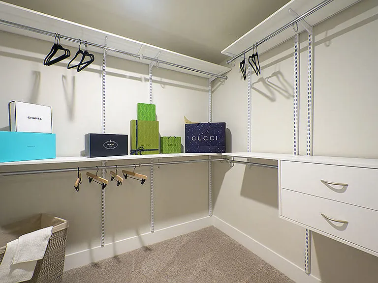 Coasterra Apartments — Photo 8