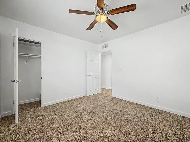 3519 W Orchid Ln — Photo 19