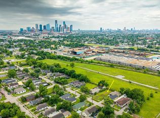 2619 Stevens St, Houston, TX 77026