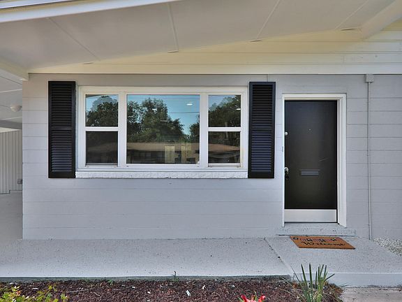 3rd image of 5630 Darlow Ave