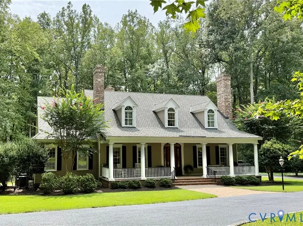 817 Dover Bluff Pl, Manakin Sabot, VA 23103