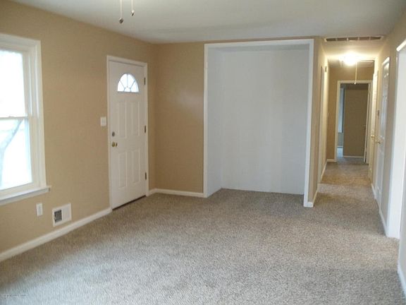 4th image of 1241 2nd Ave