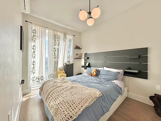 Rented by Doorway NYC, LLC | media 21