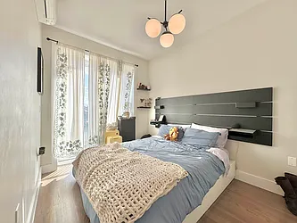 Rented by Doorway NYC, LLC