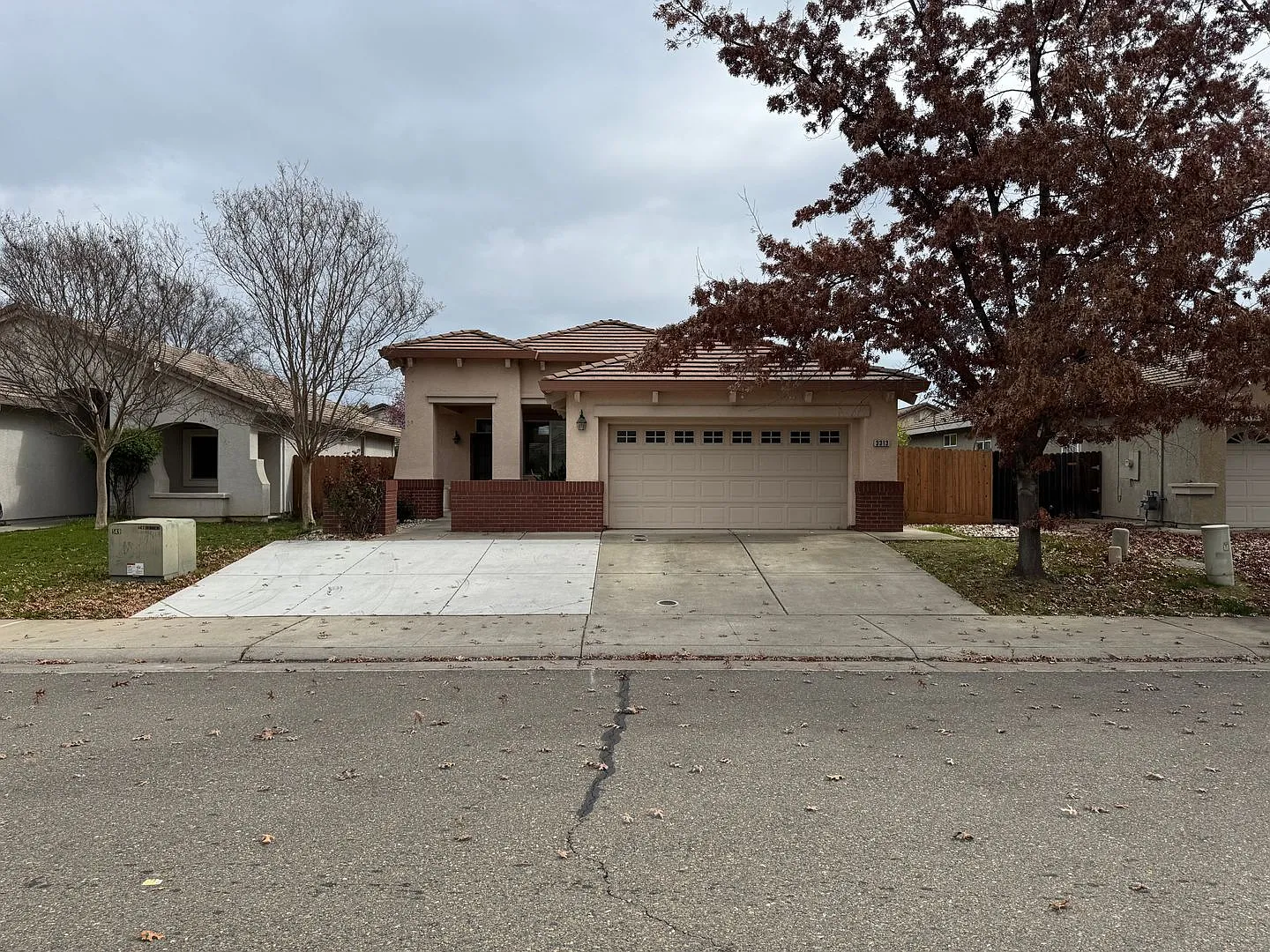 3313 Verdeca Way photo 1