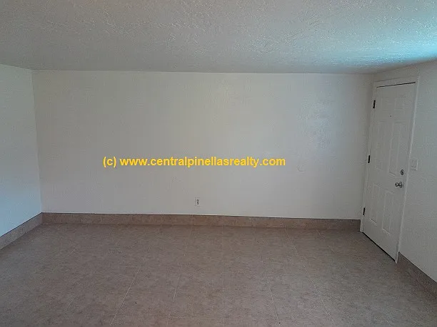 5560 59th Way N #2 — Photo 3