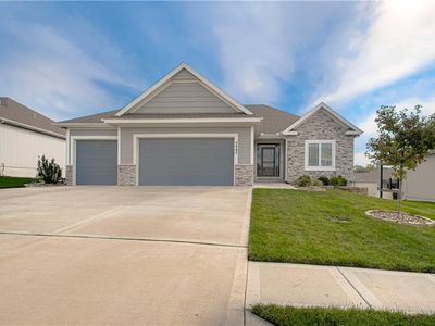 7465 NW Douglas Ct, Parkville, MO, 64152