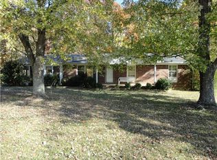 409 Scott Acres Rd, Smithville, TN 37166