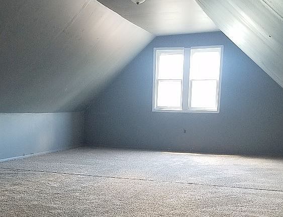 2nd image of 12101 Parkview Ave #2