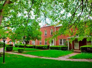 5819 Elwood St APT 3, Pittsburgh, PA 15232