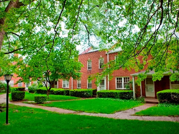 5819 Elwood St APT 4, Pittsburgh, PA 15232