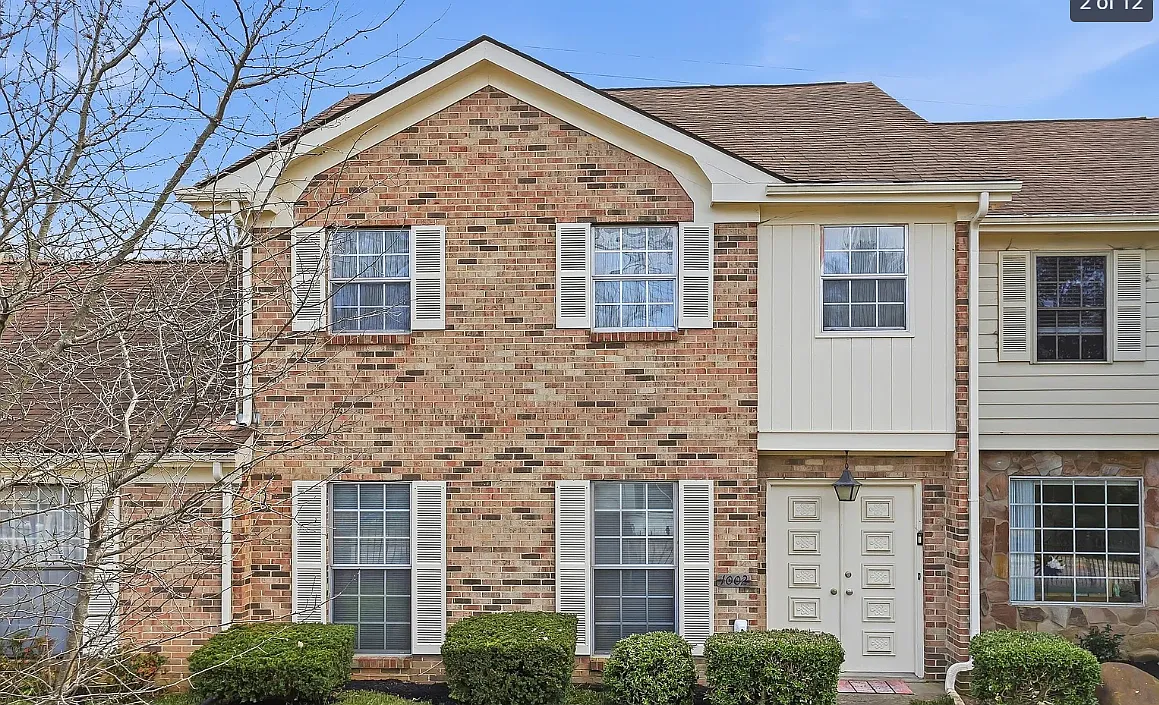 Building Photo - 7914 Gleason Dr #1002