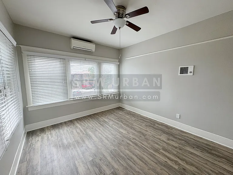 2027 Front St #1 — Photo 11