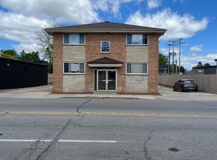 8420 W Greenfield Ave, Milwaukee, WI 53214