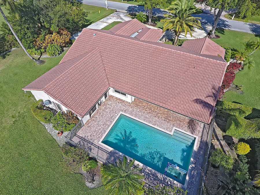 1st image of 6931 W Cypresshead Dr