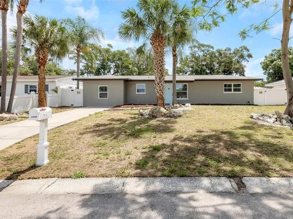1437 Carlos Ave, Clearwater, FL 33755