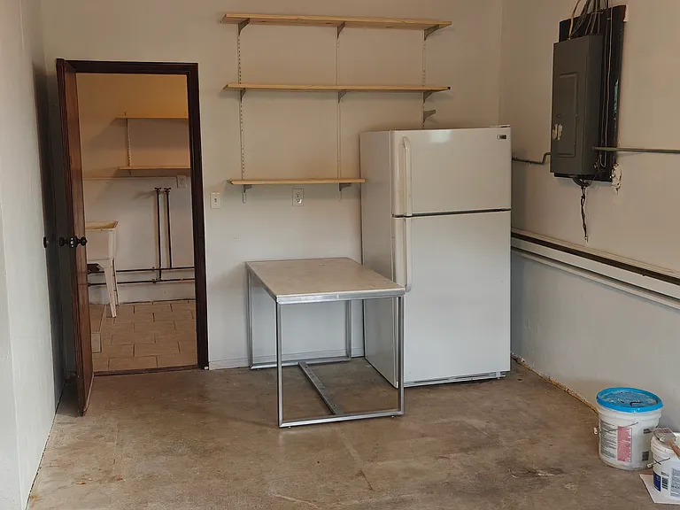4607 Aicholtz Rd — Photo 17