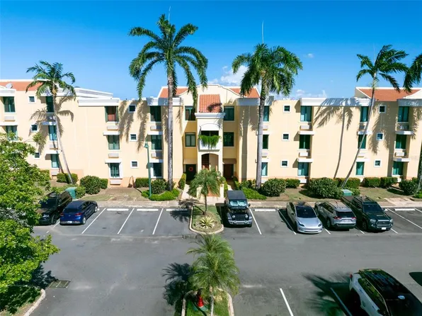 3005 El Dorado Clb, Vega Alta, PR 00692