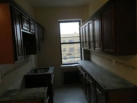 Rented by David W Realty Inc | media 28