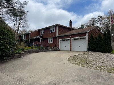 579 Long Pond Rd, Plymouth, MA, 02360