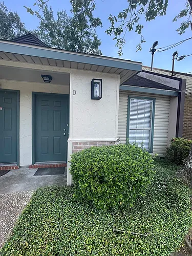 402 Lee Dr #7D Photo 1