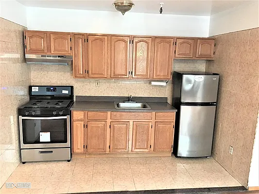 Rented by Citi Habitats | media 34