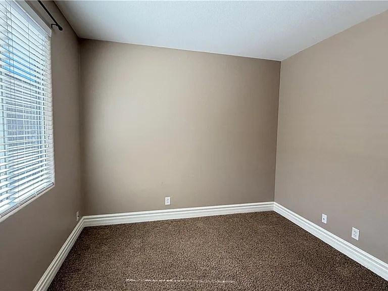 7269 Fountain Village Ave — Photo 6
