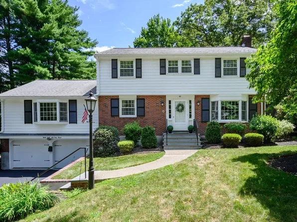 68 Old Post Rd, East Walpole, MA 02032