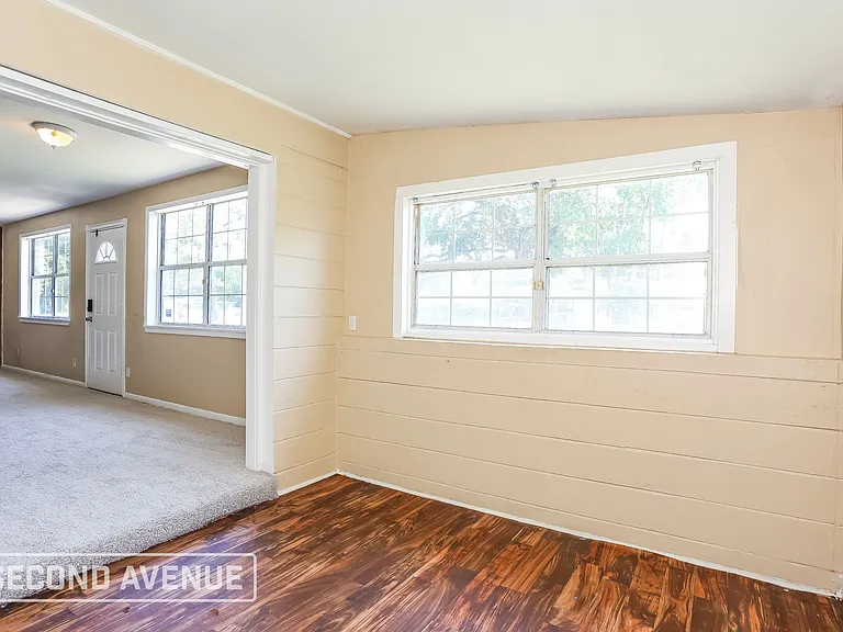 6815 Bambi Ln — Photo 9