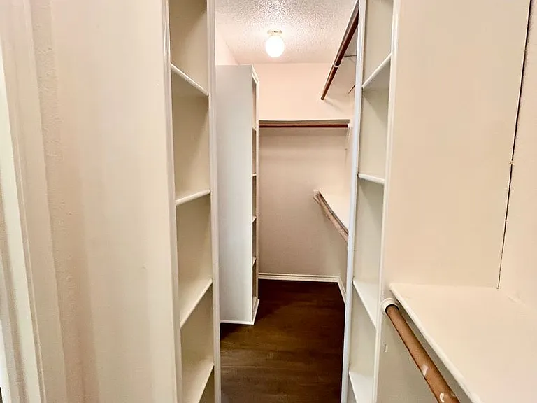 6105 Paradise Dr — Photo 17