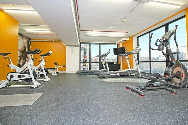 Rented by Compass | media 22