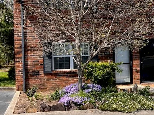 1674 Louisville Rd, Alcoa, TN 37701