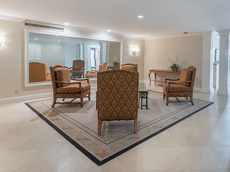 250 Bradley Pl #202 — Photo 34