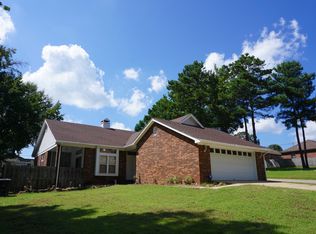1 Summerwood Dr, Benton, AR 72019