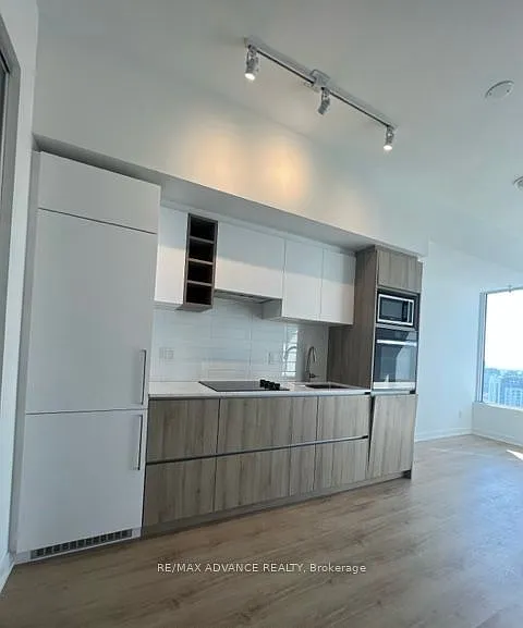 2 bed, $2,550 — Photo 2