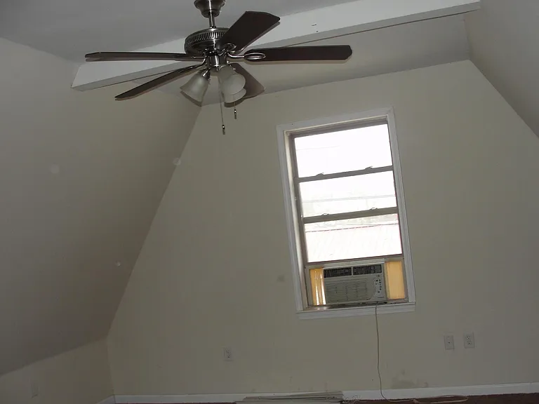 7039 Hamilton View St — Photo 13
